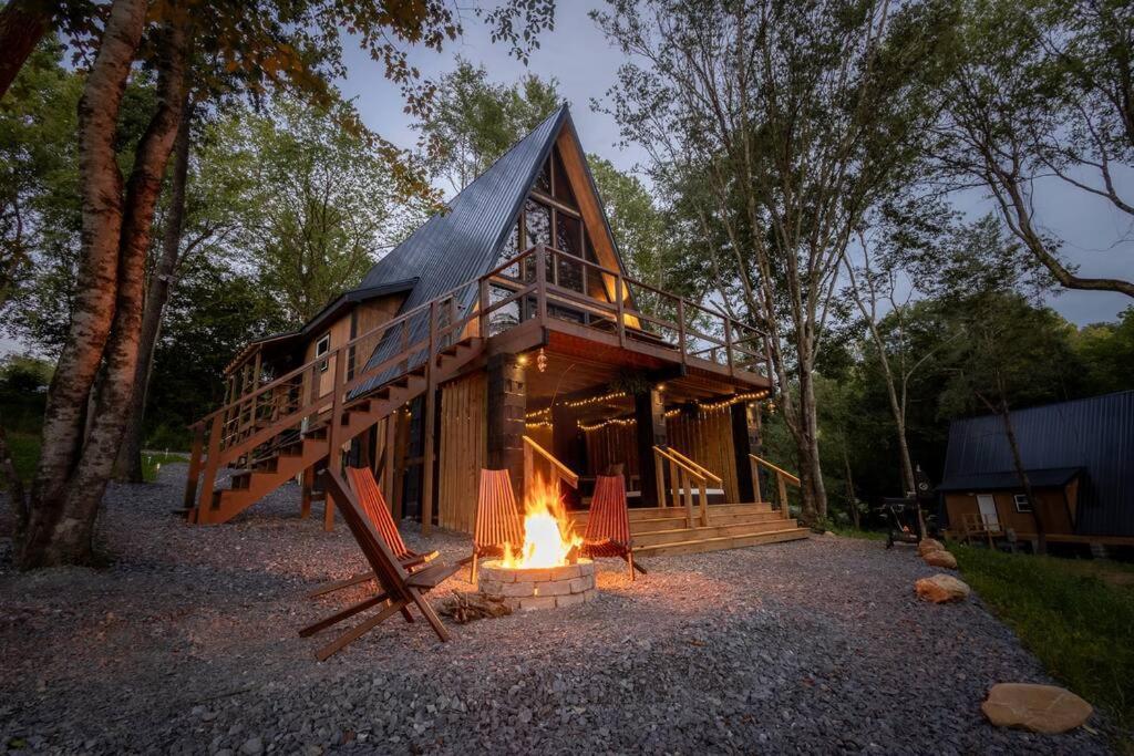 Valhalla Cabins Aframes With Hot Tubs & Sauna Cosby 外观 照片