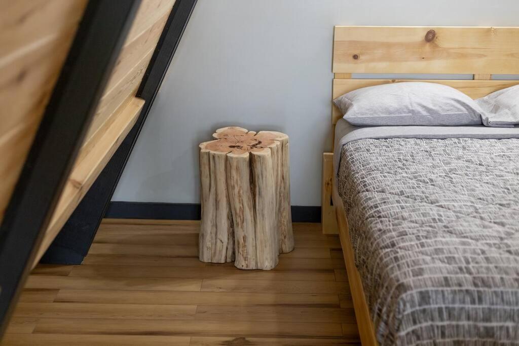 Valhalla Cabins Aframes With Hot Tubs & Sauna Cosby 外观 照片