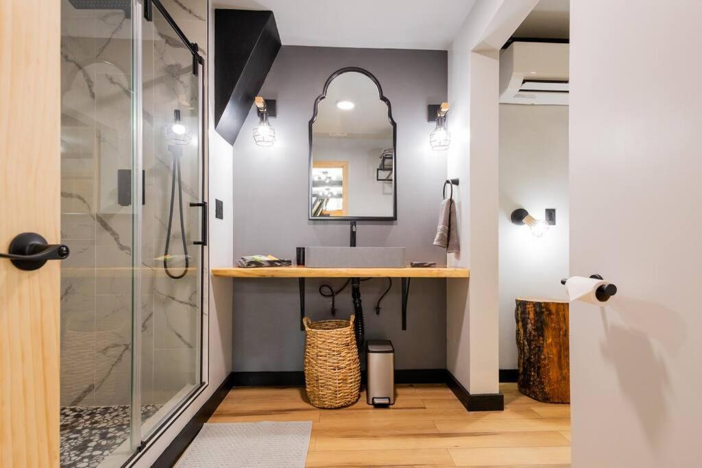 Valhalla Cabins Aframes With Hot Tubs & Sauna Cosby 外观 照片