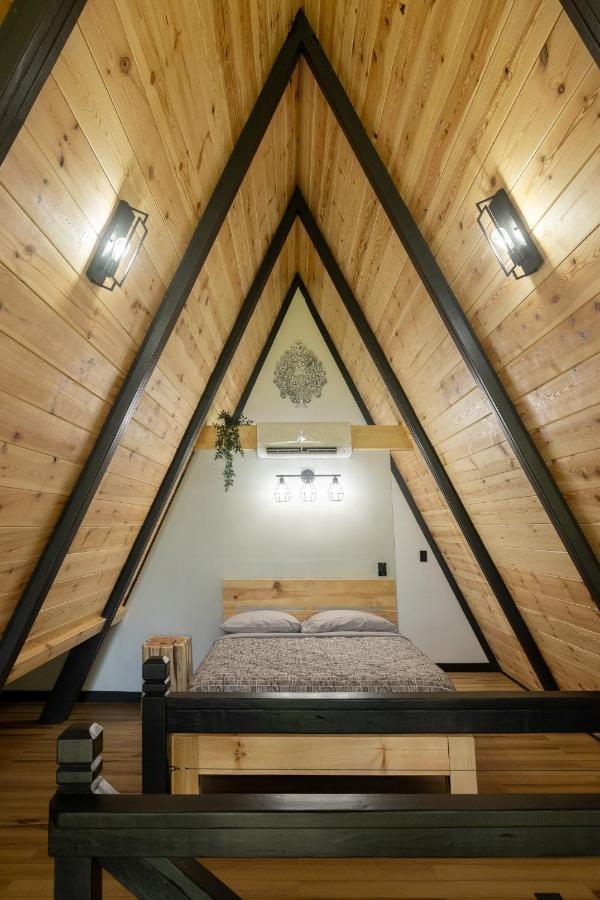 Valhalla Cabins Aframes With Hot Tubs & Sauna Cosby 外观 照片