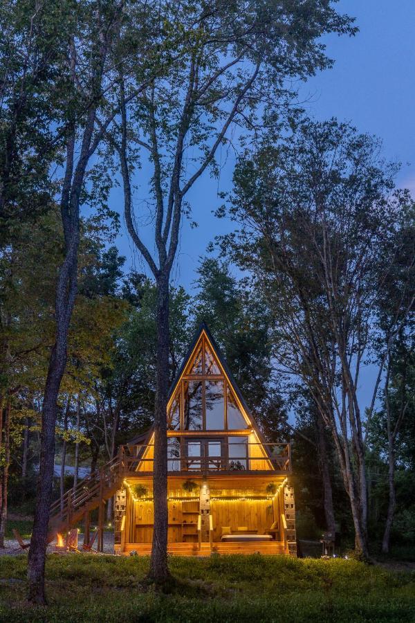 Valhalla Cabins Aframes With Hot Tubs & Sauna Cosby 外观 照片